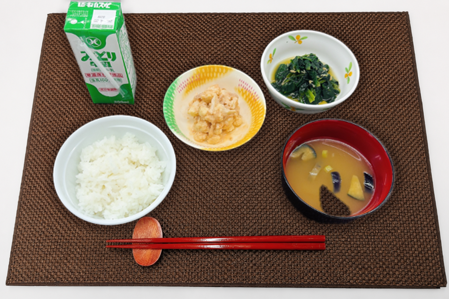 朝食