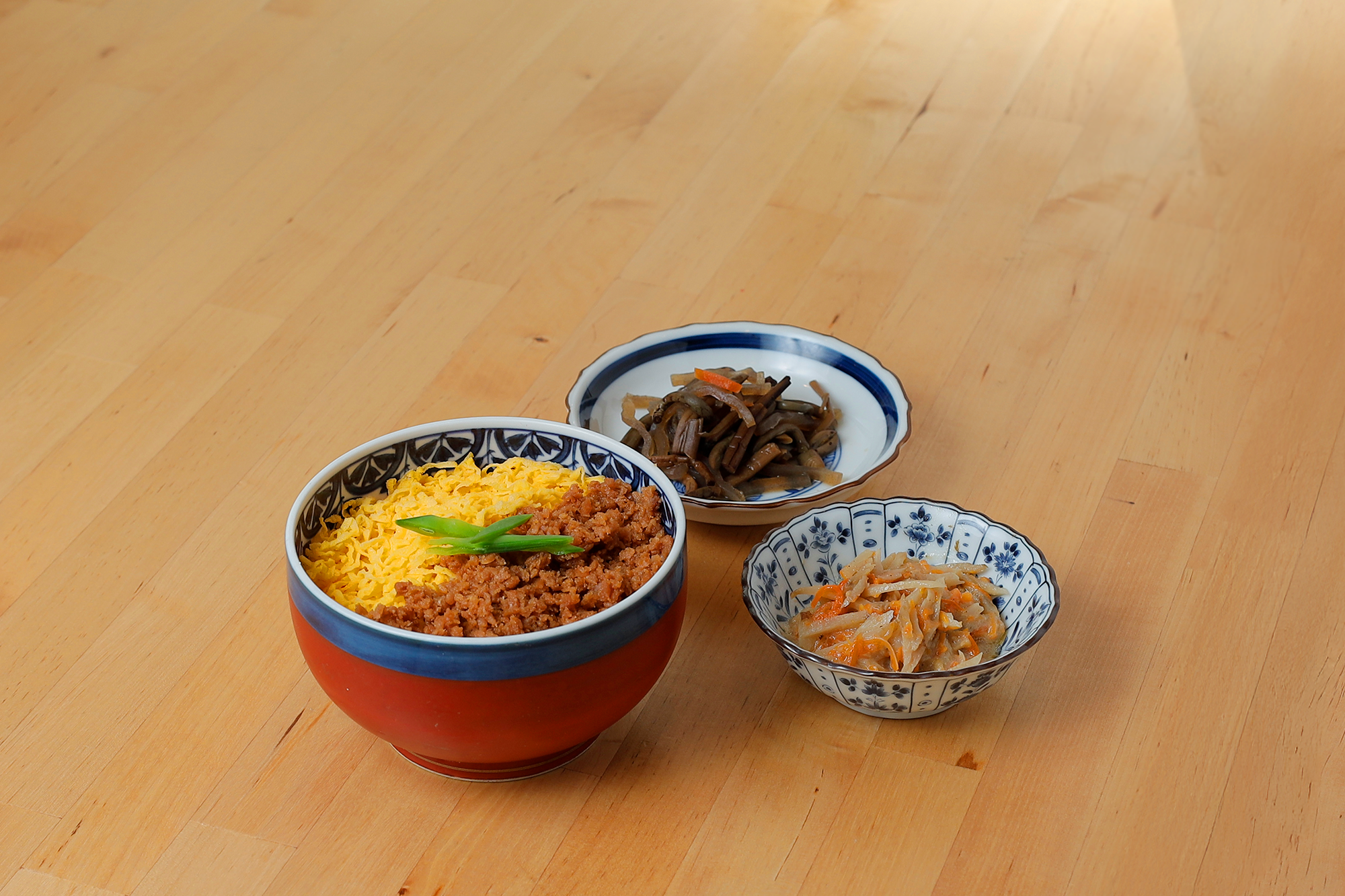 鶏そぼろ丼献立